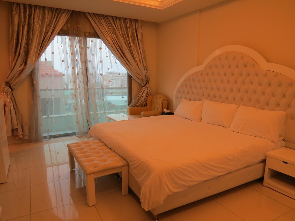 Hotel Le Noble Zouk El Kharab Esterno foto