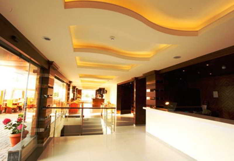 Hotel Le Noble Zouk El Kharab Esterno foto